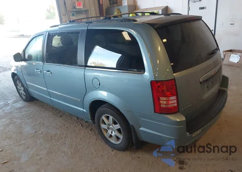 2010 Chrysler Town & Country Touring из США, поврежденный, VIN 2A4RR5D14AR142592